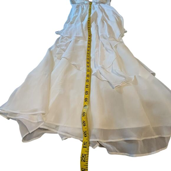 Betsy & Adam White Embellished Gown - Size 14 - Picture 5 of 16